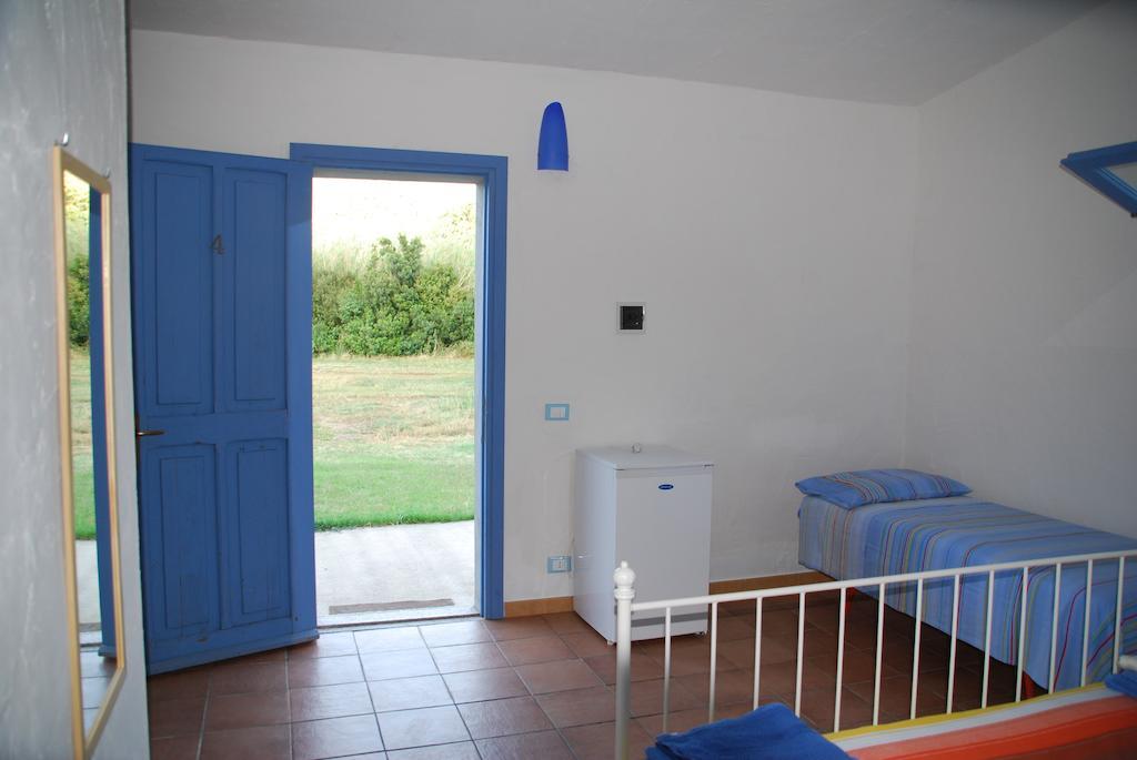 Agrituerra Bed and Breakfast Teulada Rum bild